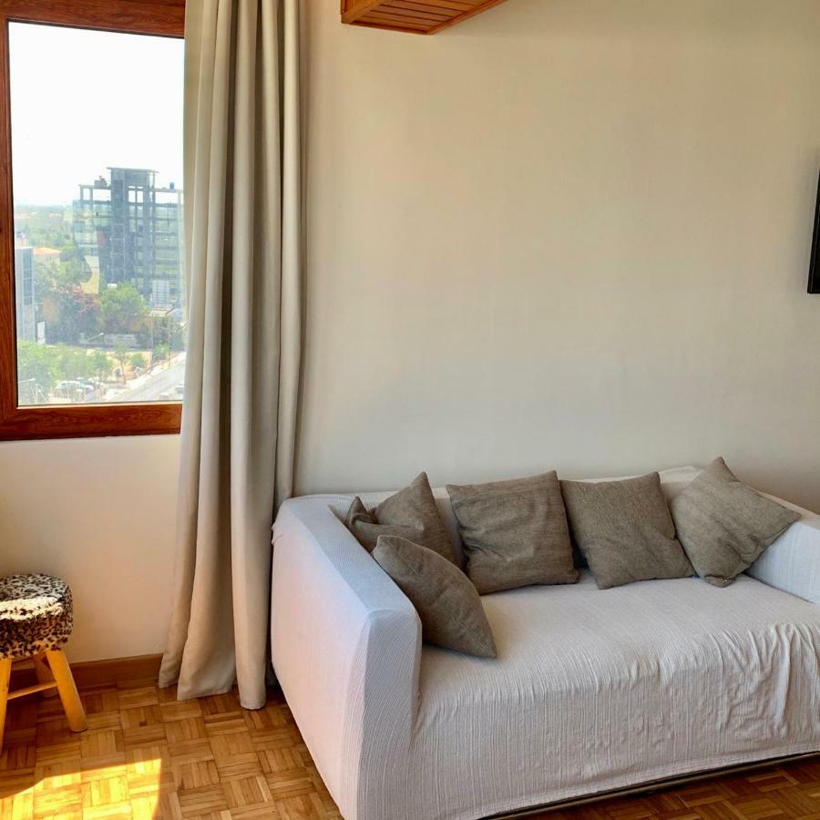 Modern 2 Bed Room Large Apartment Nicosie Extérieur photo